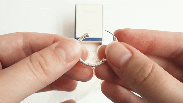 CLICK EARRING GUIDE4