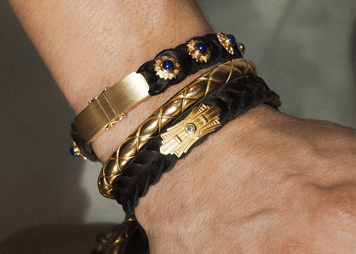 L BRACELET collection