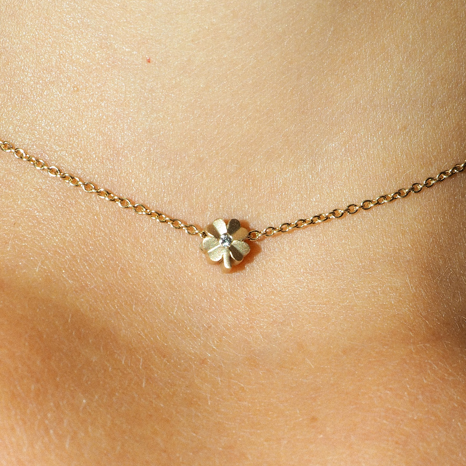 Pendant<br> MINI EM P gold diamond