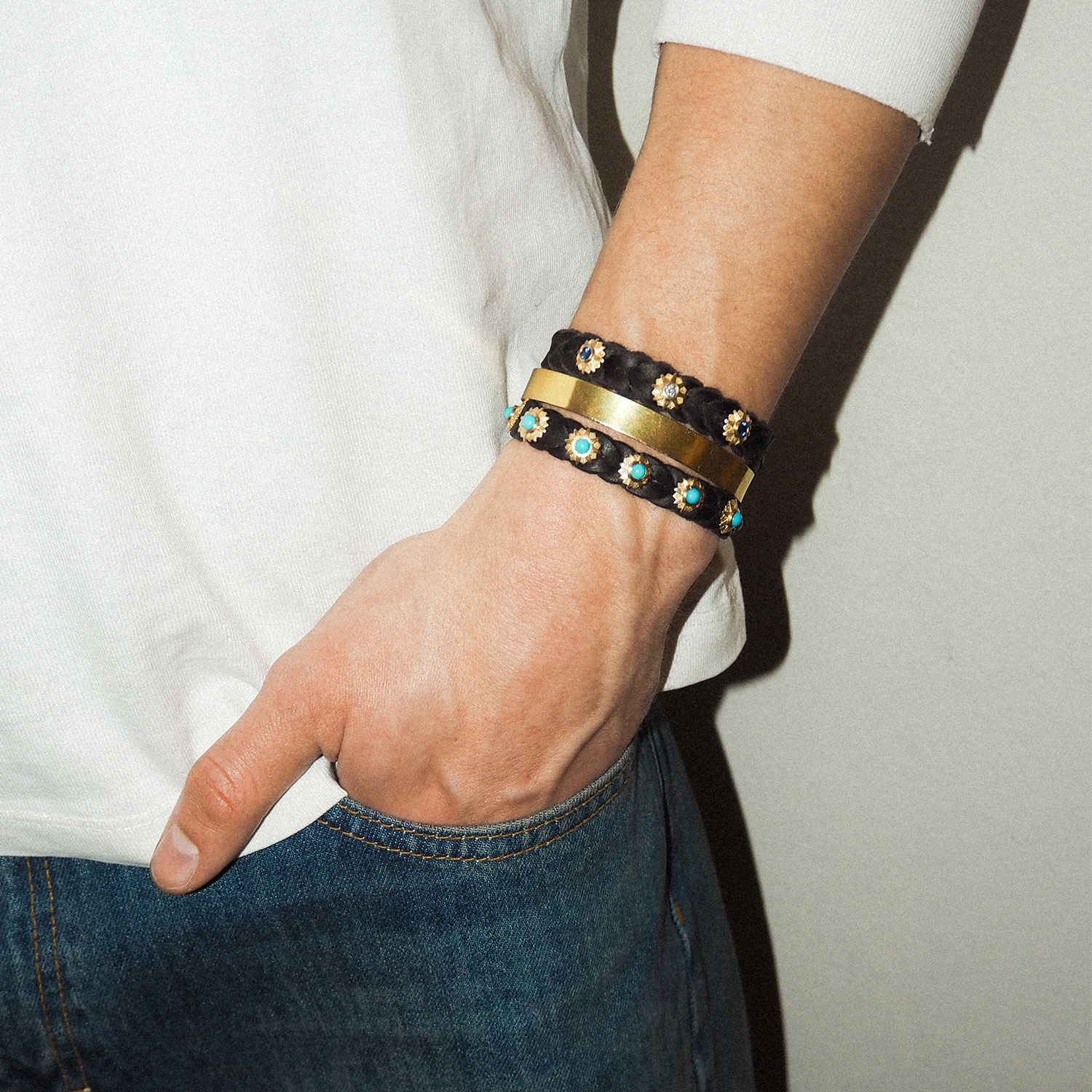 Leather bracelet<br> LEATHER BRACELET STAR ONE x9 (turquoise) gold